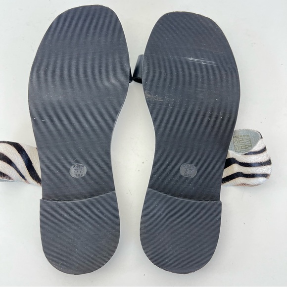 ♦️SOLD♦️JOIE Bannison Zebra Black White Cowhide Leather Slip On Mules Flat Sanda - Picture 10 of 12